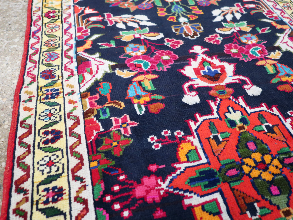 Vintage Persian Hamadan Rug, No.27369 - Galerie Shabab