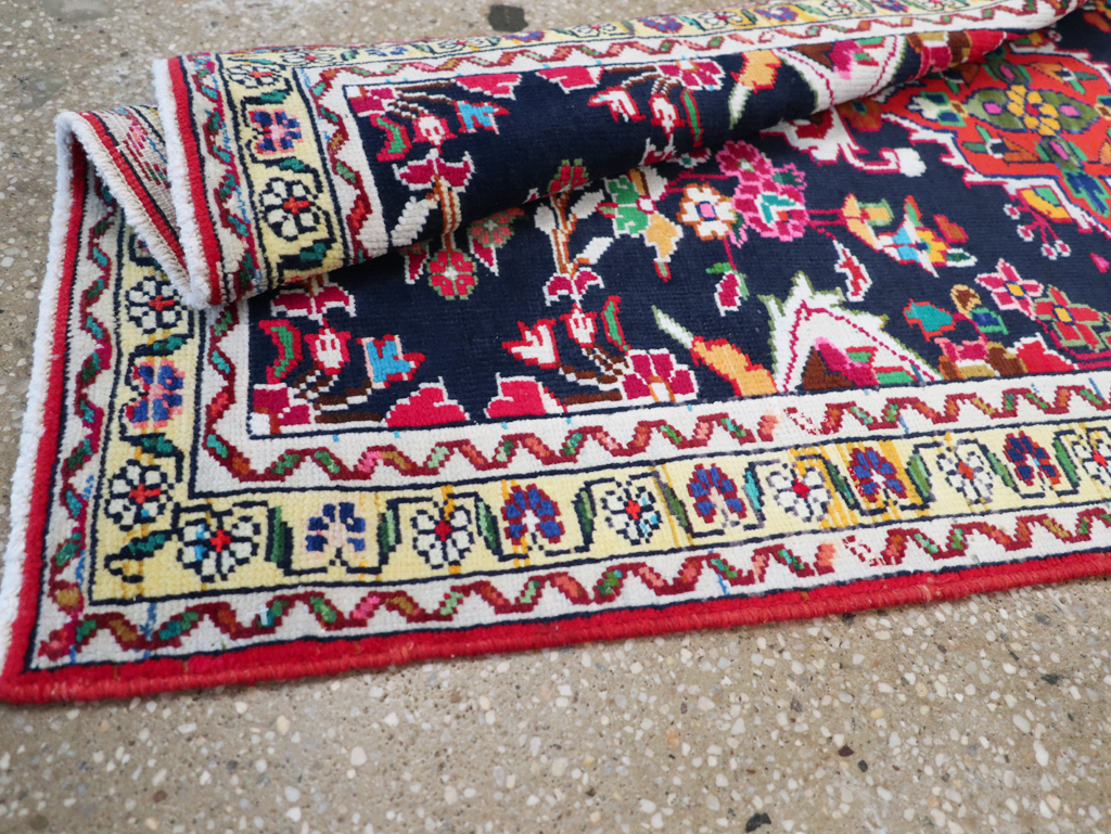 Vintage Persian Hamadan Rug, No.27369 - Galerie Shabab