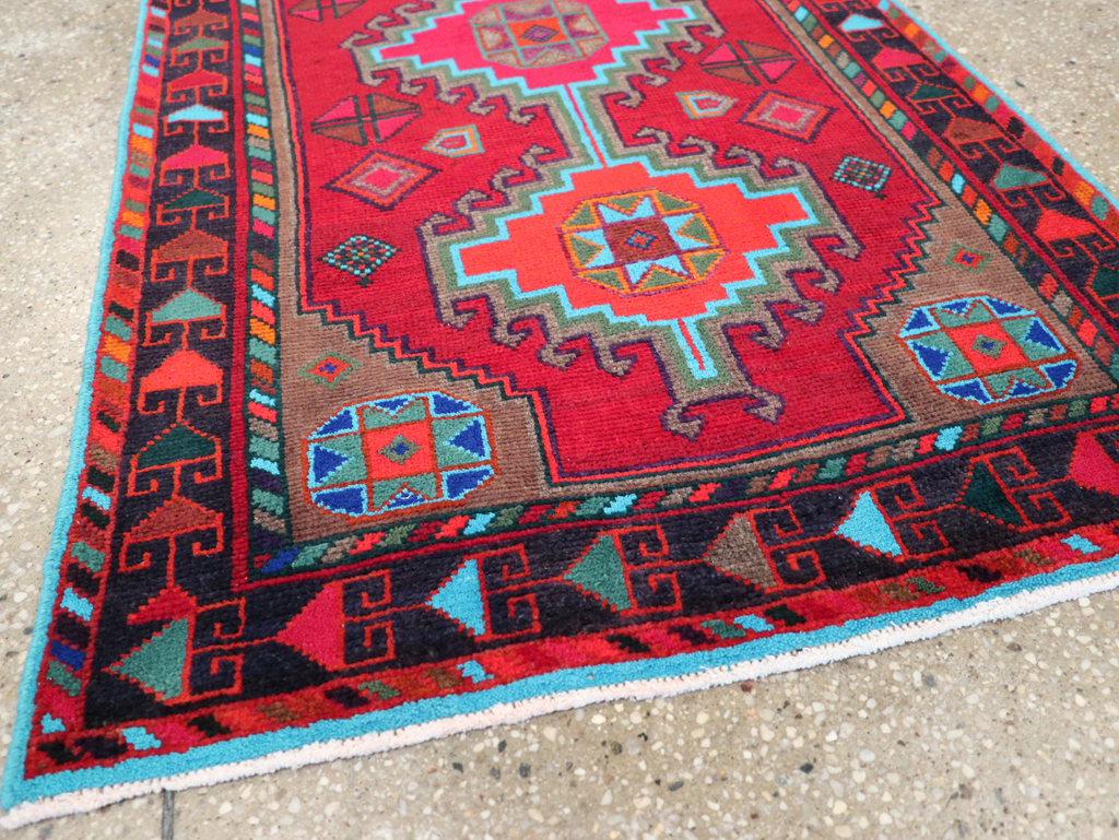 Vintage Persian Hamadan Rug, No.27370 - Galerie Shabab