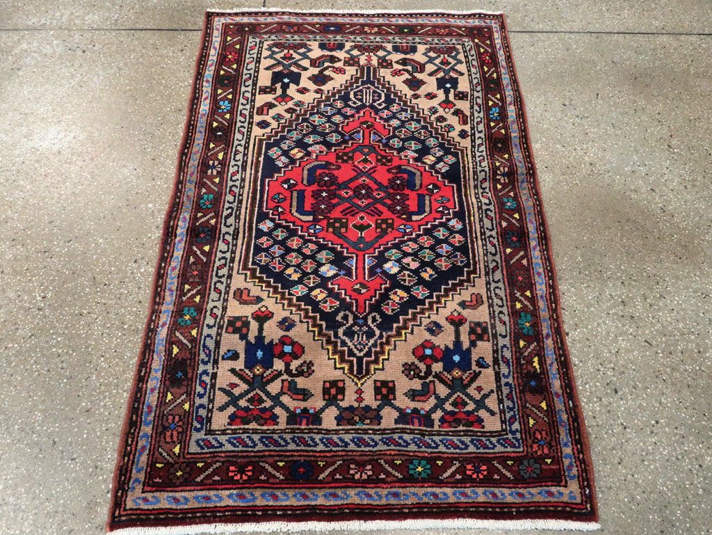 Vintage Persian Hamadan Rug, No.27371 - Galerie Shabab