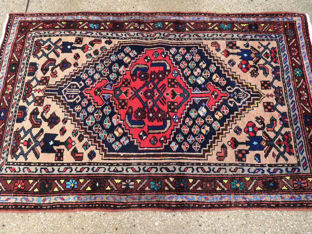 Vintage Persian Hamadan Rug, No.27371 - Galerie Shabab