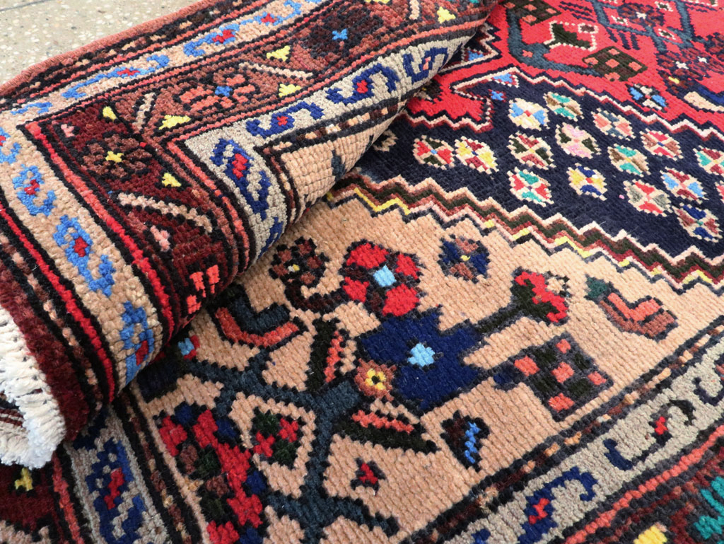 Vintage Persian Hamadan Rug, No.27371 - Galerie Shabab