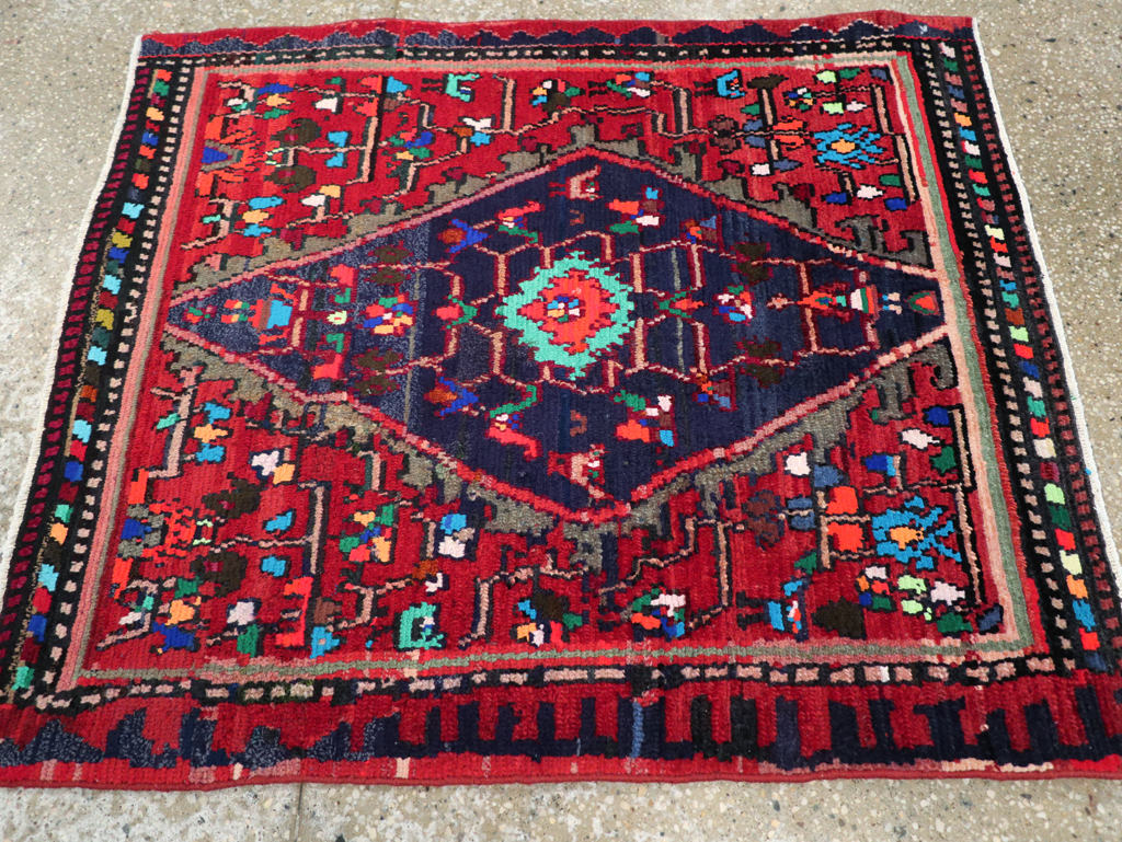 Vintage Persian Hamadan Rug, No.27375 - Galerie Shabab