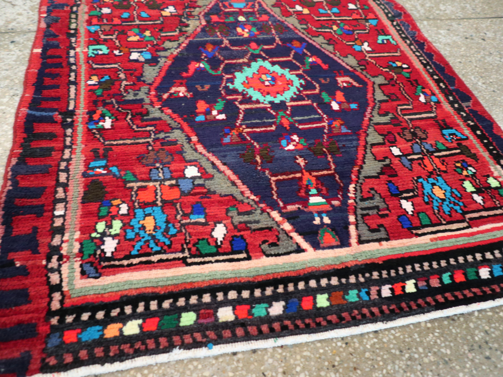 Vintage Persian Hamadan Rug, No.27375 - Galerie Shabab
