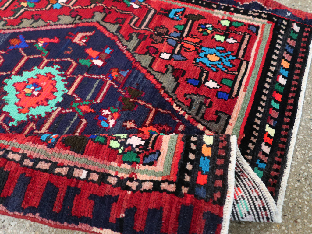 Vintage Persian Hamadan Rug, No.27375 - Galerie Shabab