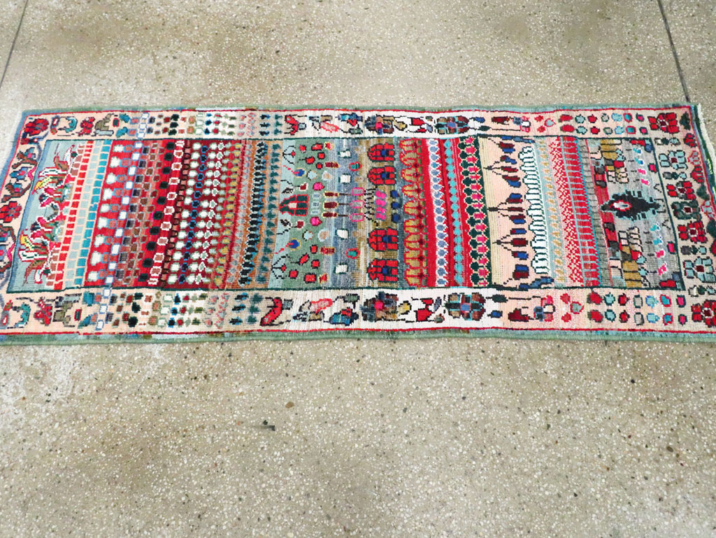Vintage Persian Mahal Rug, No.27377 - Galerie Shabab