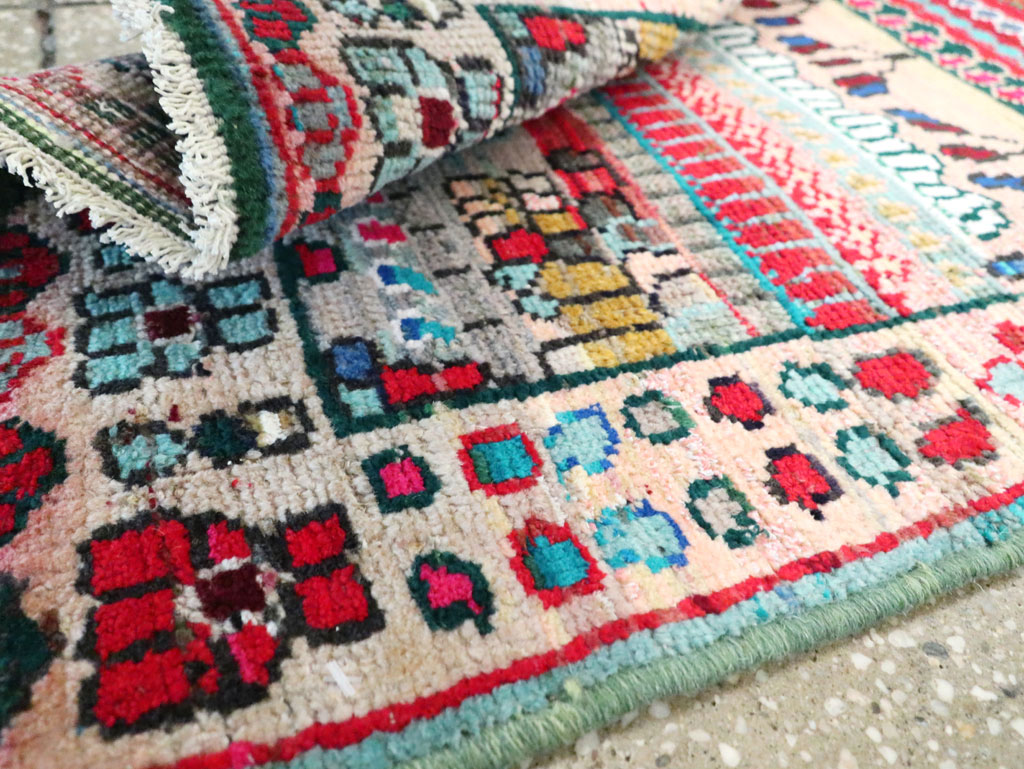 Vintage Persian Mahal Rug, No.27377 - Galerie Shabab