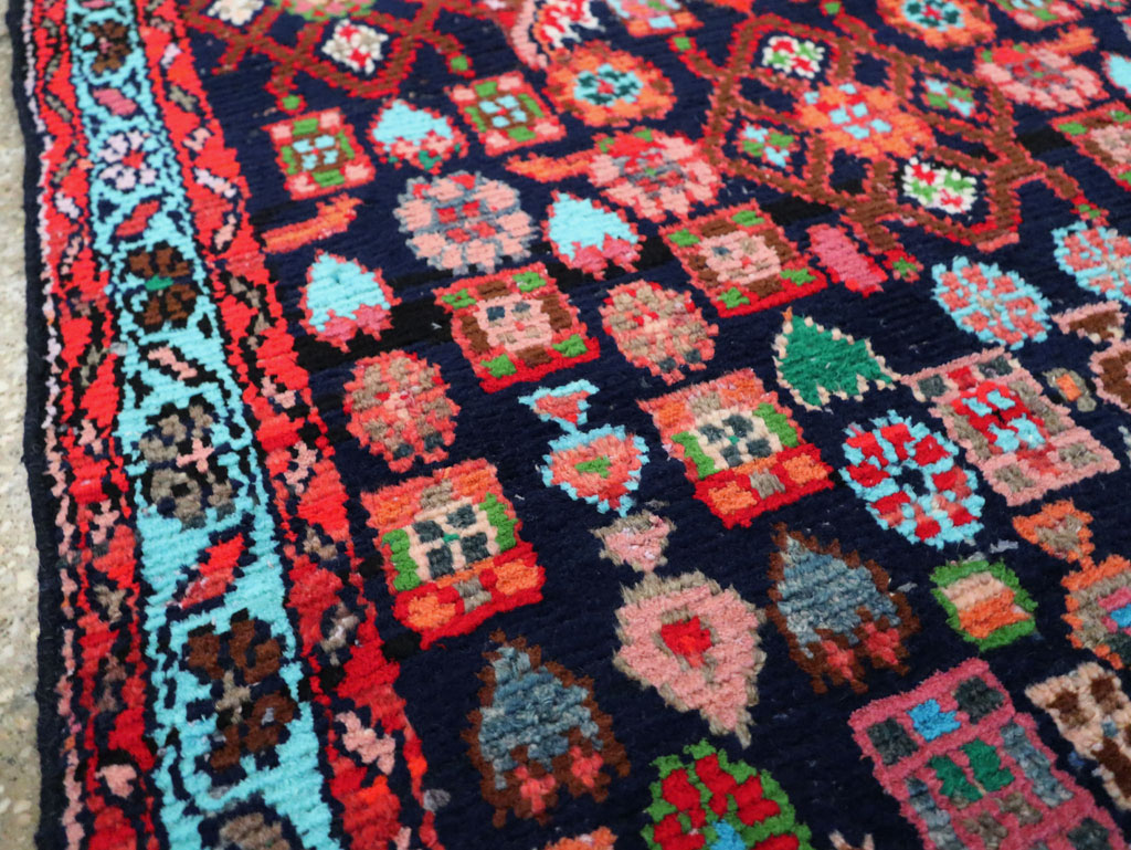 Vintage Persian Hamadan Rug, No.27378 - Galerie Shabab