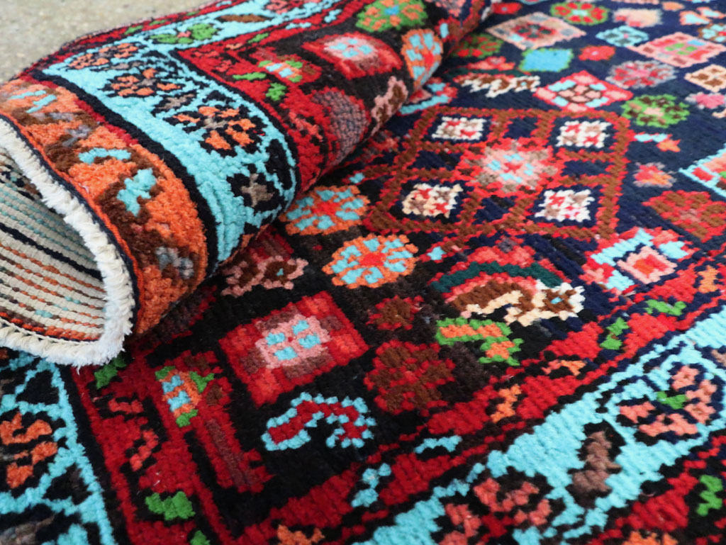 Vintage Persian Hamadan Rug, No.27378 - Galerie Shabab