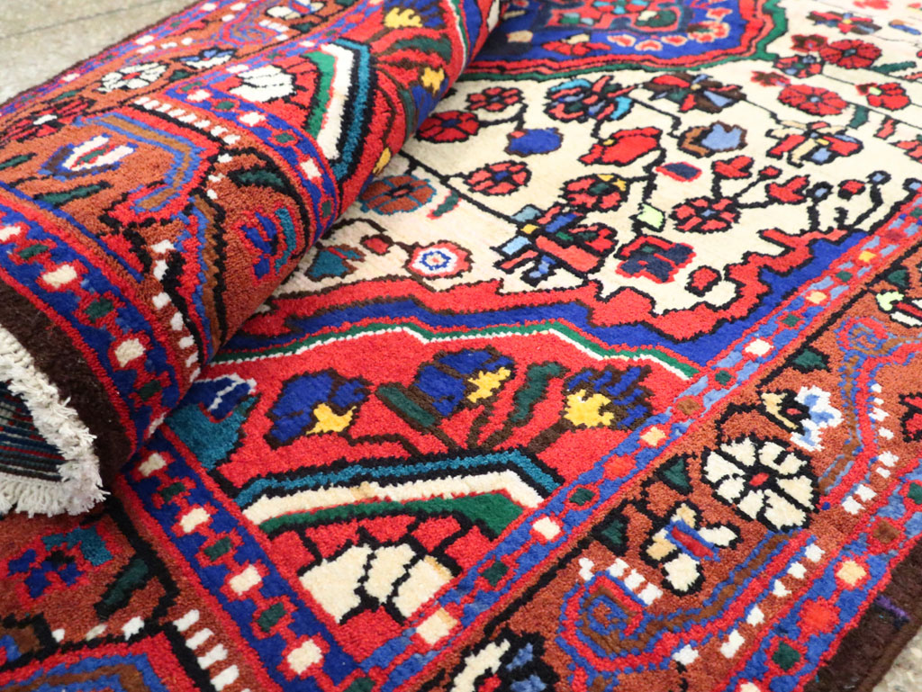 Vintage Persian Malayer Rug, No.27380 - Galerie Shabab