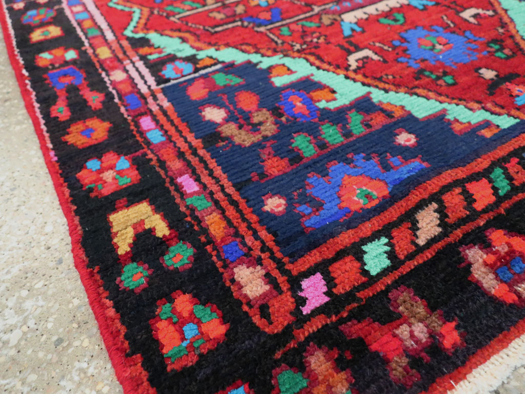 Vintage Persian Hamadan Throw Rug, No.27390 - Galerie Shabab