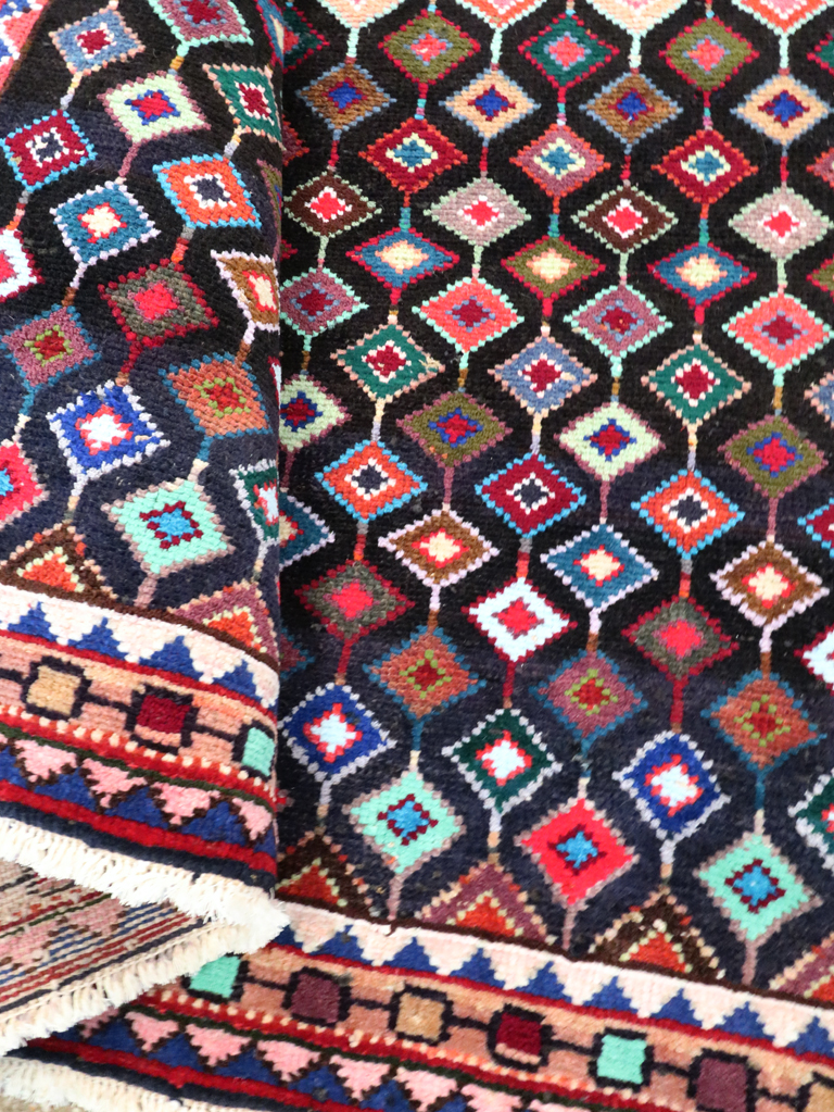 Vintage Persian Hamadan Rug, No.27393 - Galerie Shabab