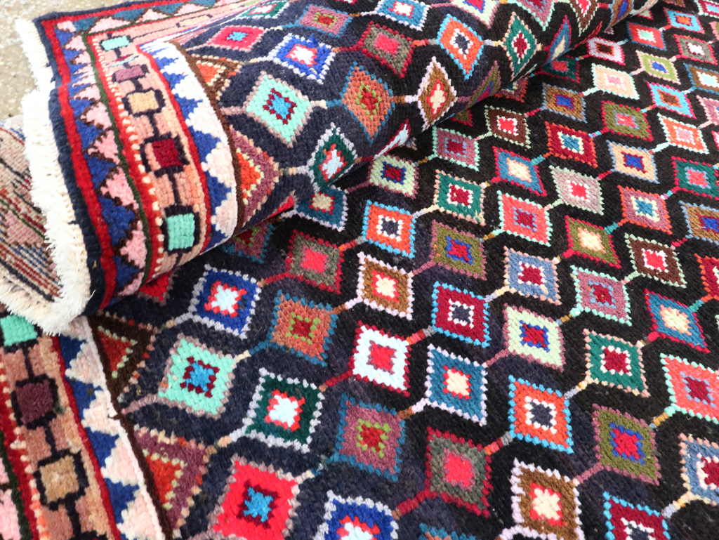 Vintage Persian Hamadan Rug, No.27393 - Galerie Shabab