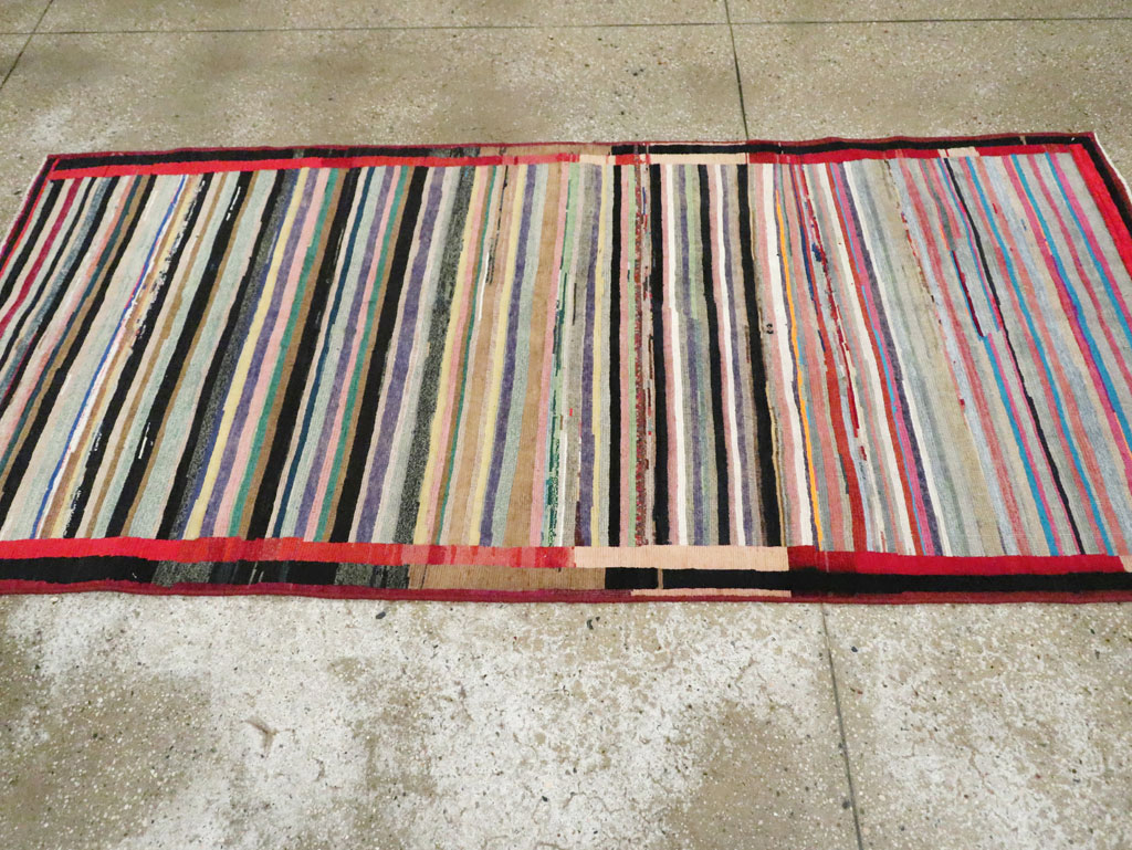 Vintage Persian Modern Style Mahal Throw Rug, No.27396 - Galerie Shabab