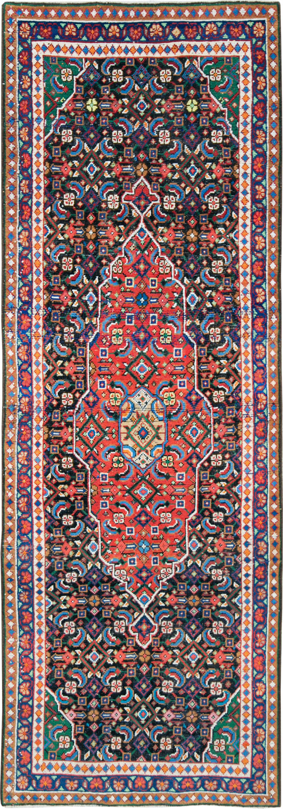 Vintage Persian Hamadan Runner, No.27397 - Galerie Shabab