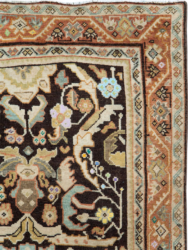 Vintage Persian Mahal Gallery Rug, No.27399 - Galerie Shabab