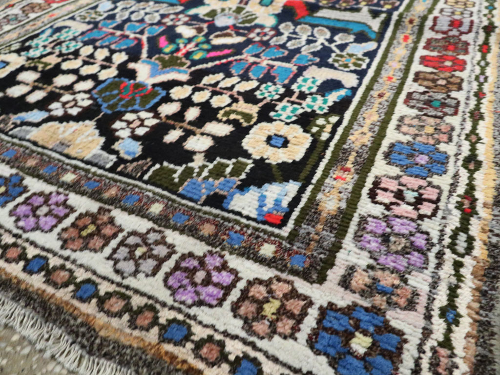 Vintage Hamadan Runner, No.27400 - Galerie Shabab