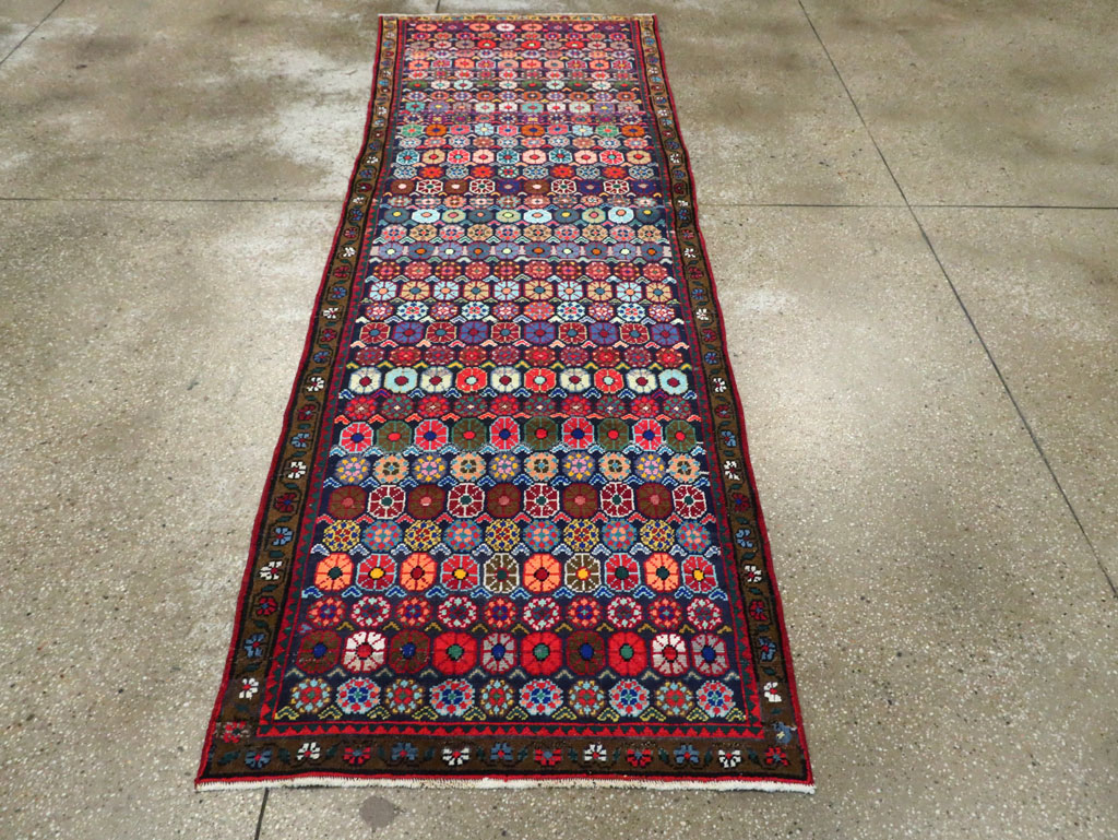 Vintage Persian Hamadan Rug, No.27403 - Galerie Shabab
