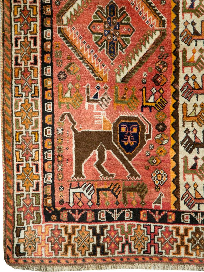 Vintage Persian Shiraz Pictorial Rug, No.27413 - Galerie Shabab