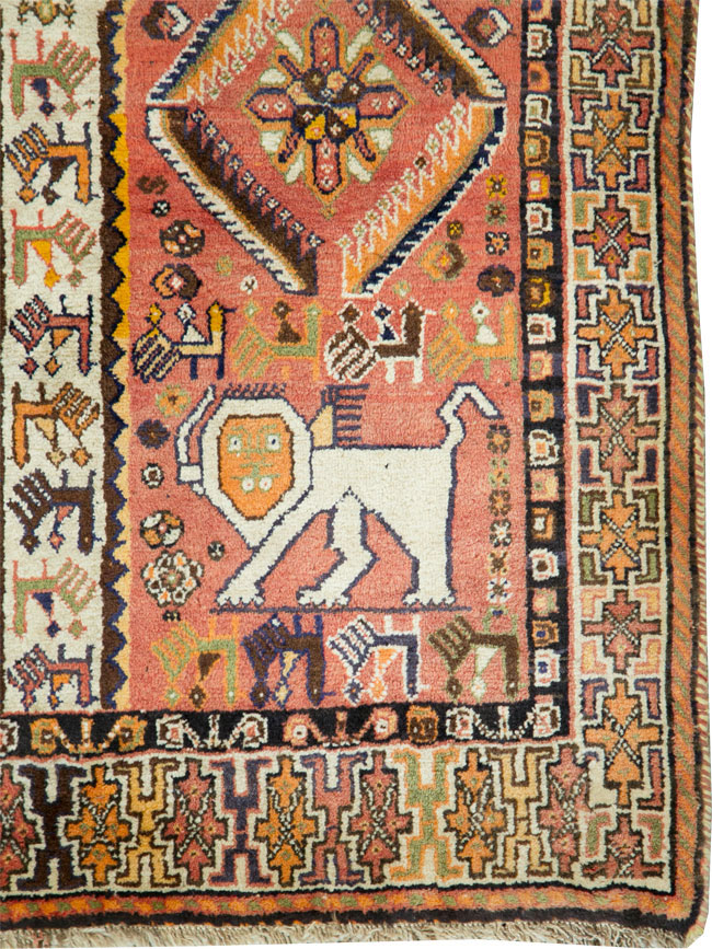 Vintage Persian Shiraz Pictorial Rug, No.27413 - Galerie Shabab