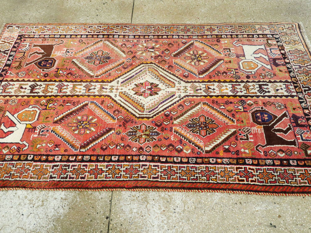 Vintage Persian Shiraz Pictorial Rug, No.27413 - Galerie Shabab