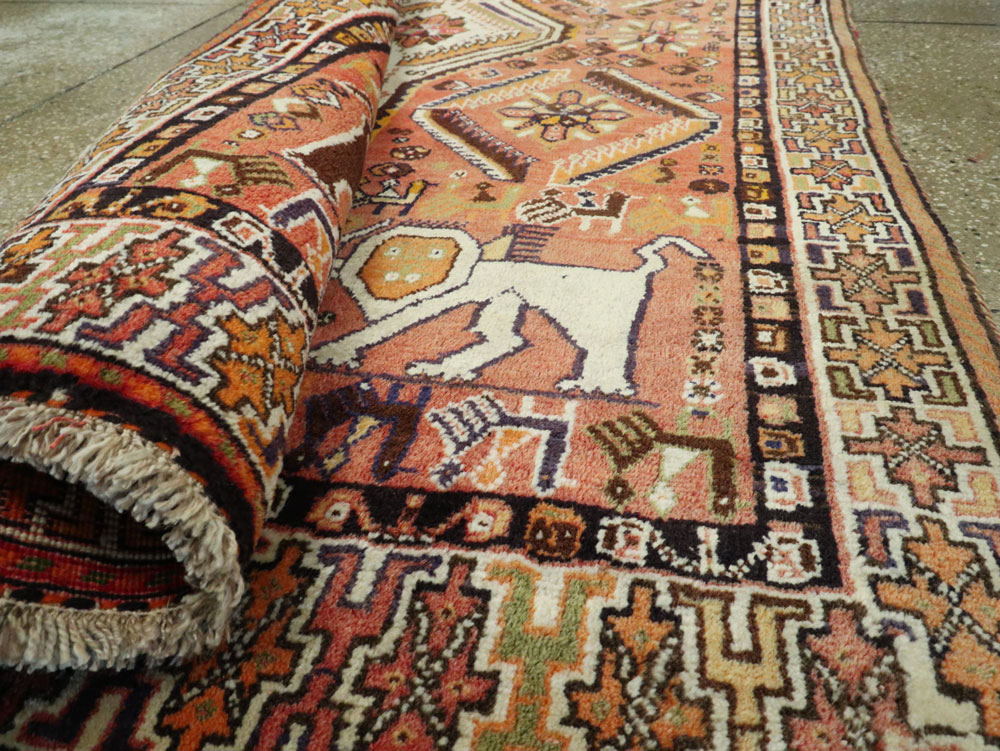 Vintage Persian Shiraz Pictorial Rug, No.27413 - Galerie Shabab