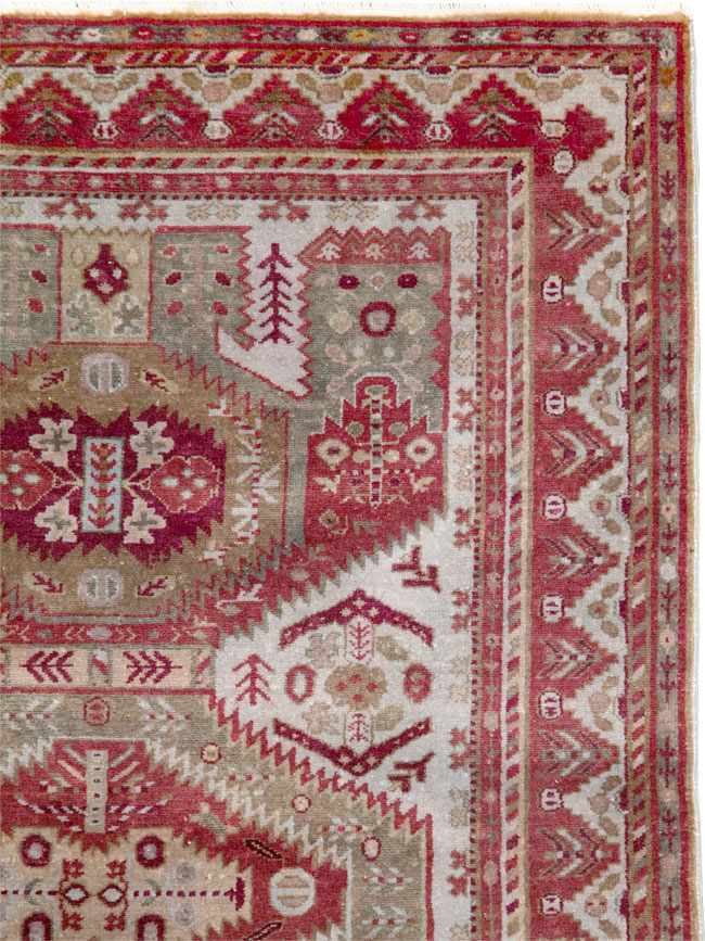 Vintage Persian Ardabil Throw Rug, No.27415 - Galerie Shabab