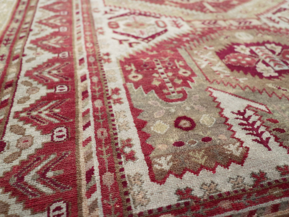 Vintage Persian Ardabil Throw Rug, No.27415 - Galerie Shabab