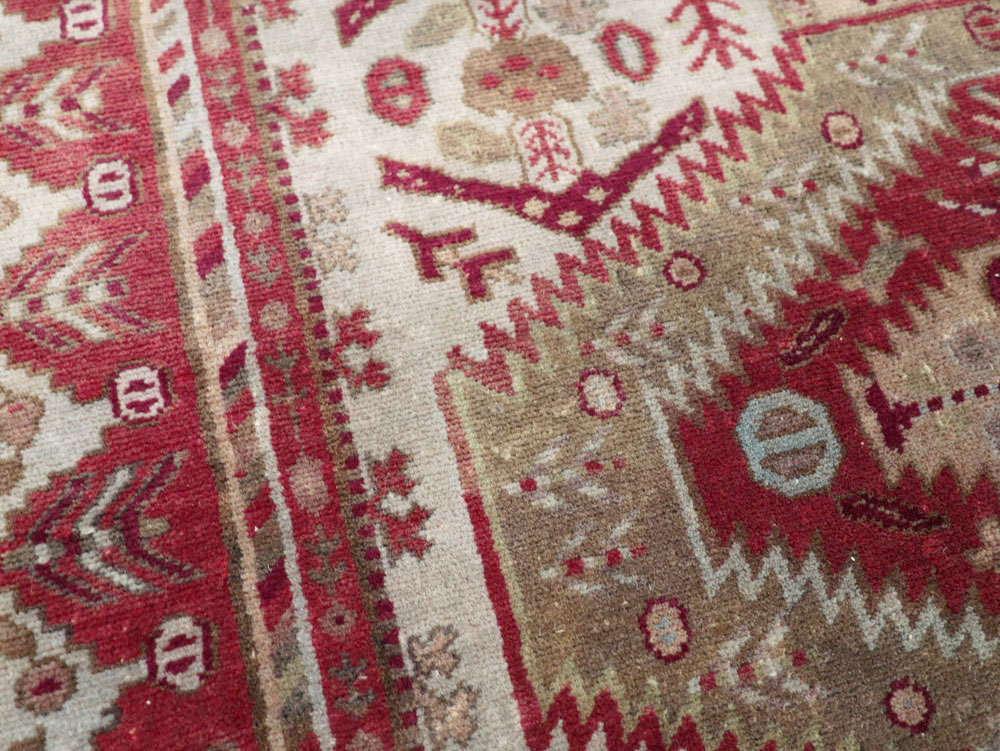 Vintage Persian Ardabil Throw Rug, No.27415 - Galerie Shabab