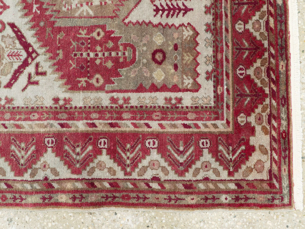 Vintage Persian Ardabil Throw Rug, No.27415 - Galerie Shabab