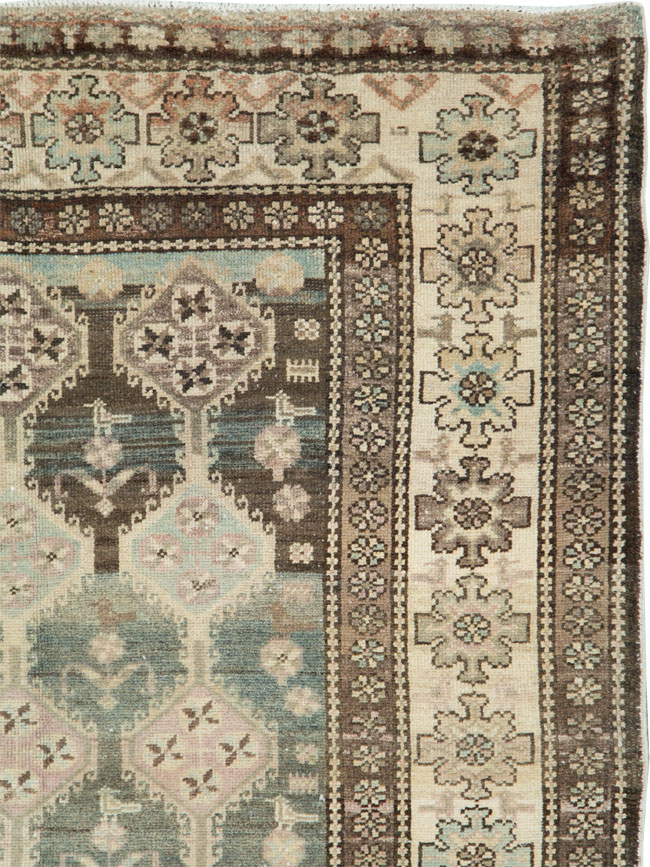 Vintage Persian Kurd Gallery Carpet, No.27418 - Galerie Shabab