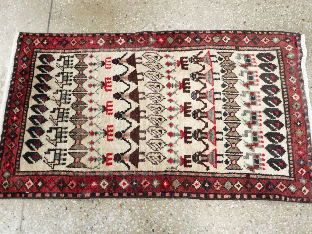 Vintage Persian Baluch Rug, No.27419 - Galerie Shabab