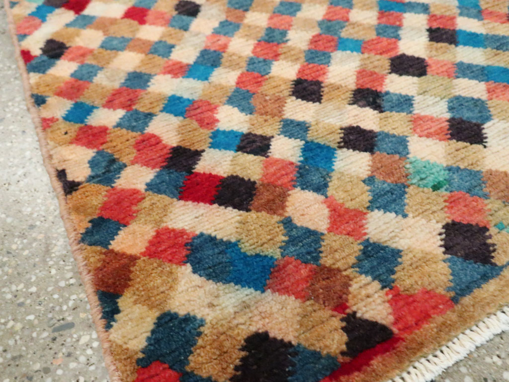 Vintage Persian Shiraz Rug, No.27423 - Galerie Shabab