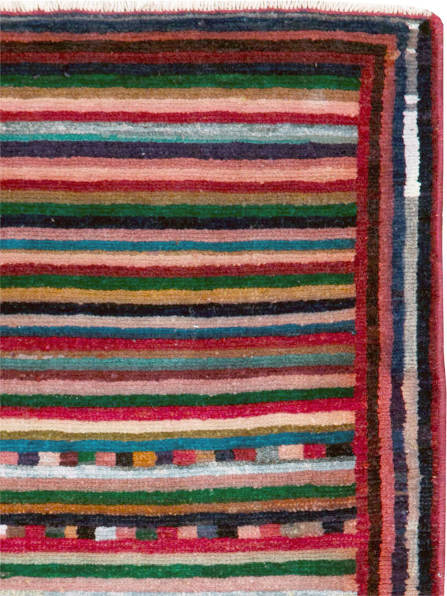 Vintage Persian Mahal Rug, No.27427 - Galerie Shabab