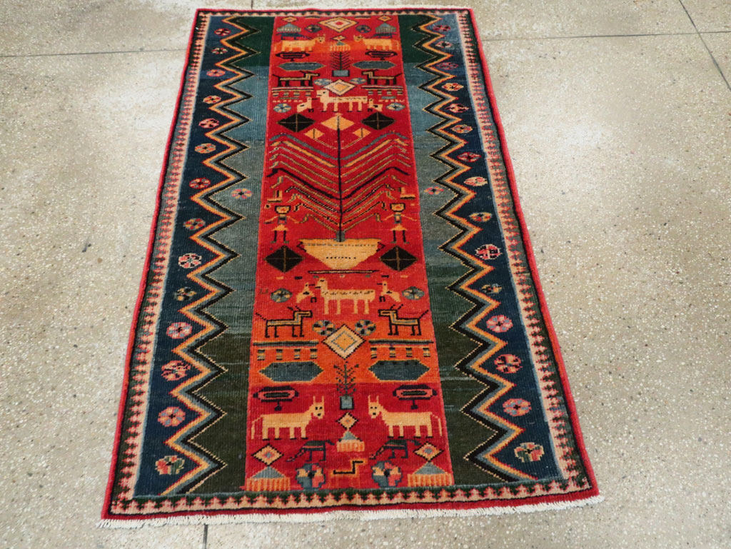 Vintage Persian Pictorial Mahal Rug, No.27431 - Galerie Shabab