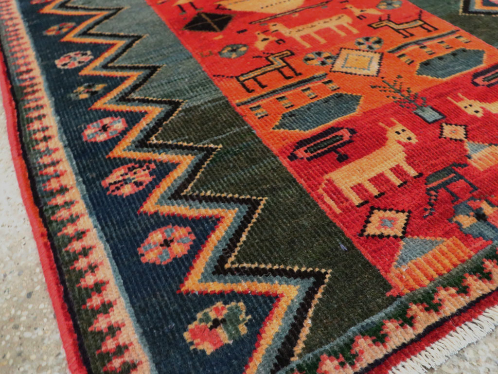 Vintage Persian Pictorial Mahal Rug, No.27431 - Galerie Shabab