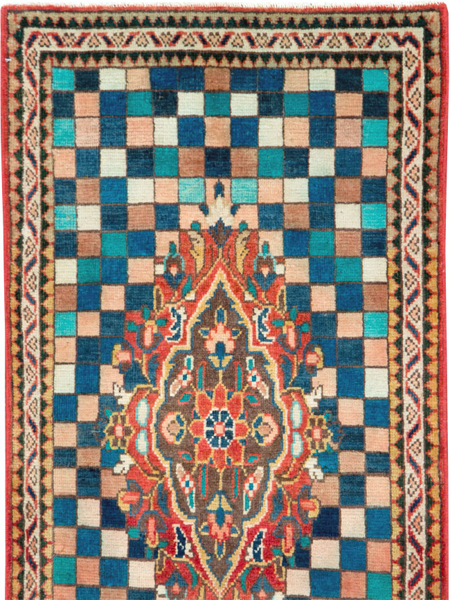 Vintage Persian Mahal Rug, No.27438 - Galerie Shabab