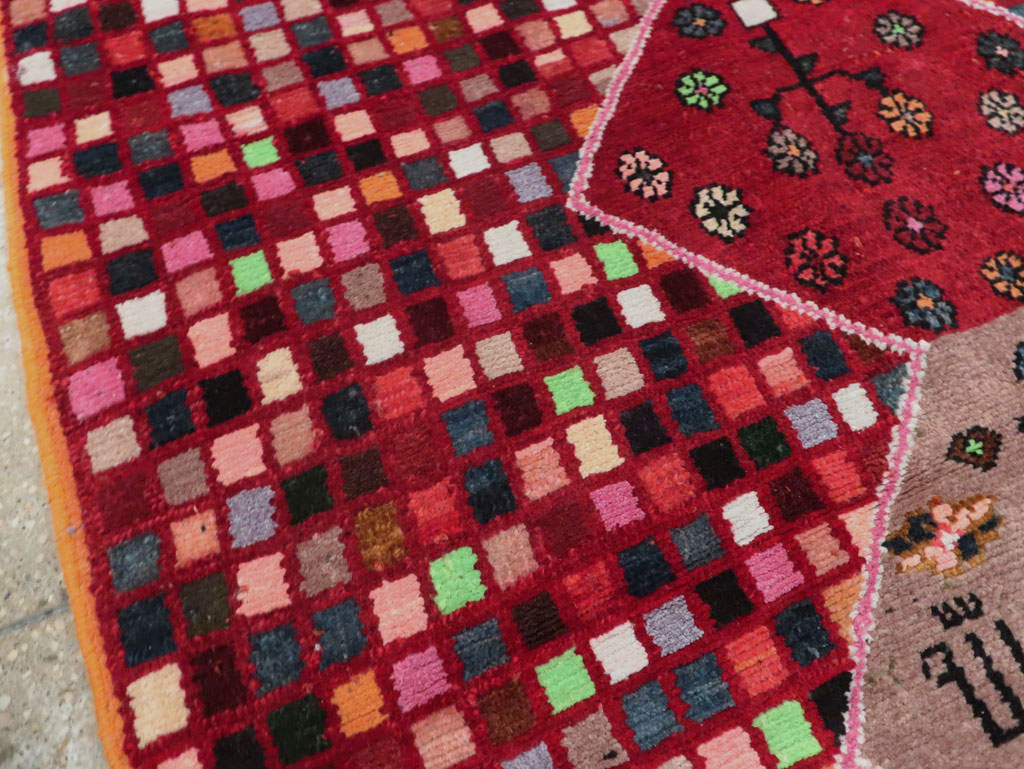 Mid-20th Century Persian Afshar Accent Rug, No.27442 - Galerie Shabab