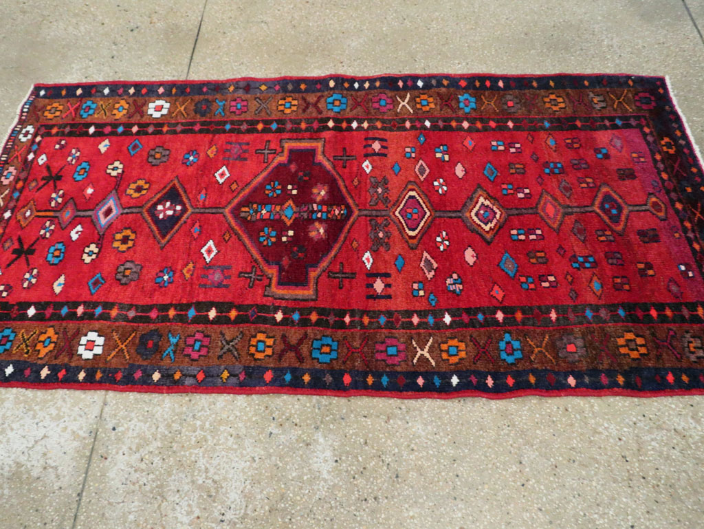 Vintage Persian Hamadan Rug, No.27443 - Galerie Shabab