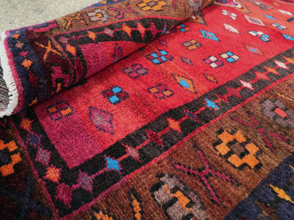 Vintage Persian Hamadan Rug, No.27443 - Galerie Shabab