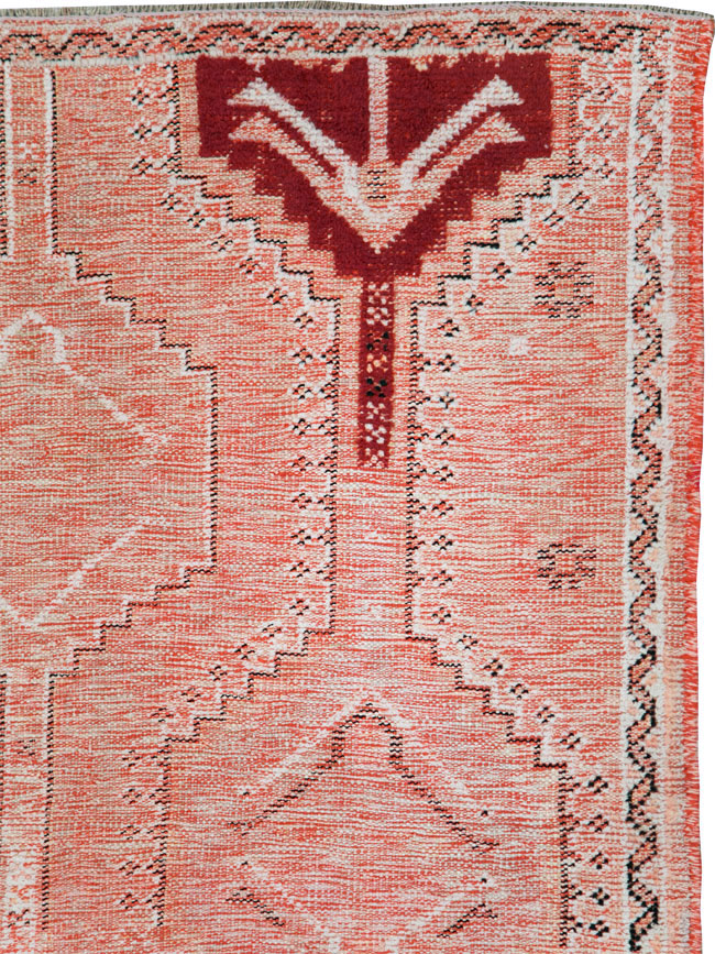 Vintage Persian Shiraz Rug, No.27444 - Galerie Shabab