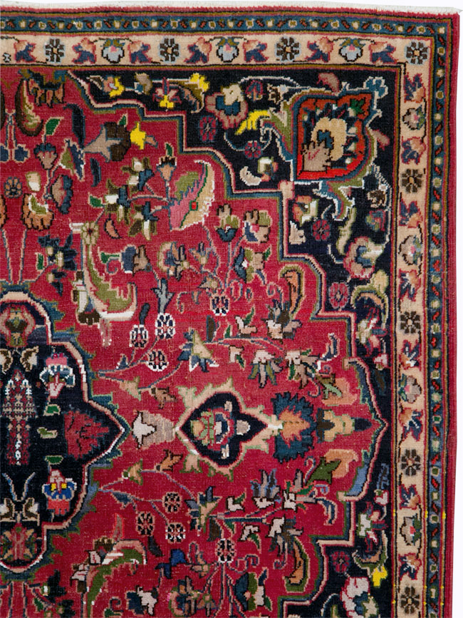 Vintage Persian Mashad Accent Rug, No.27448 - Galerie Shabab