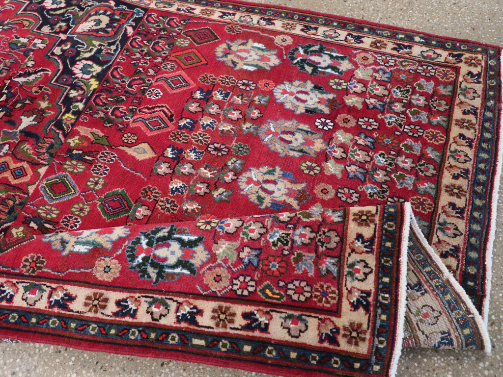 Vintage Persian Mashad Accent Rug, No.27448 - Galerie Shabab