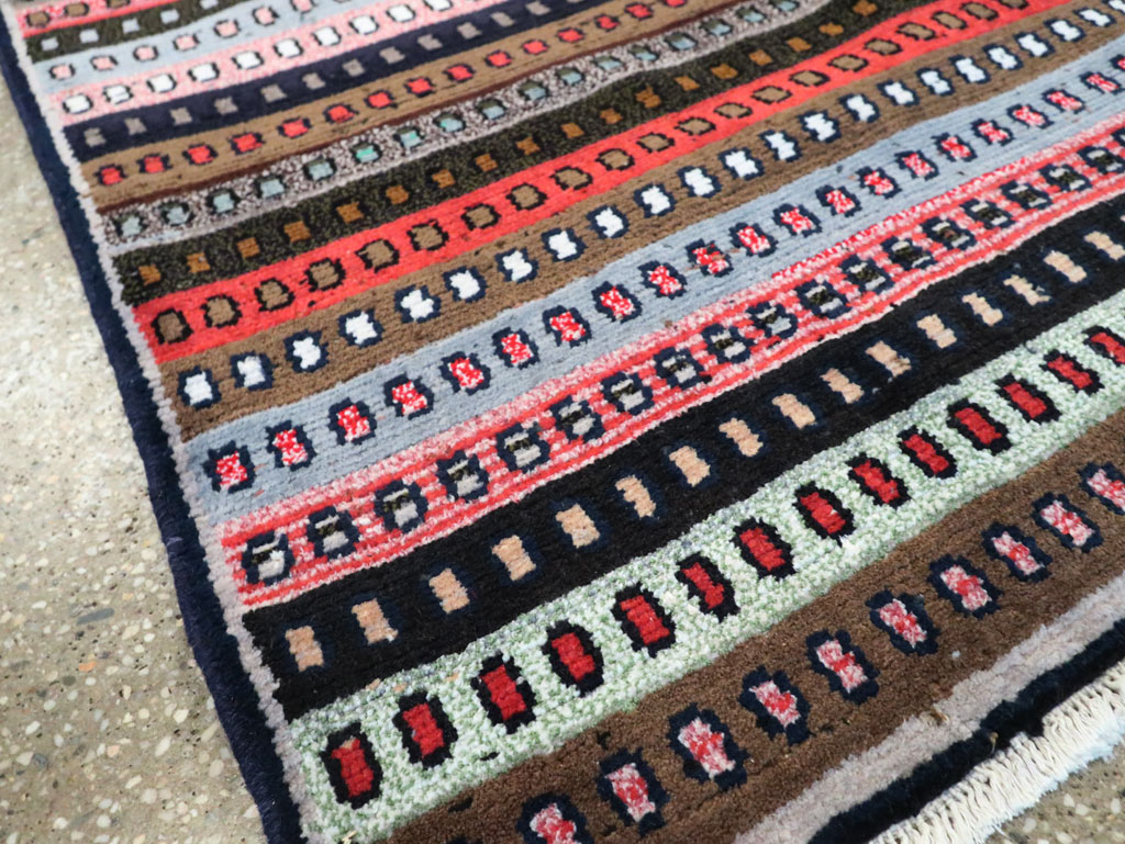 Vintage Persian Hamadan Runner, No.27450 - Galerie Shabab