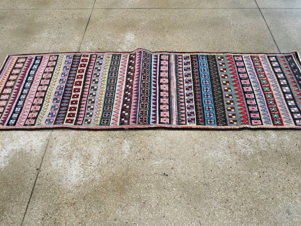 Vintage Persian Mahal Runner, No.27453 - Galerie Shabab