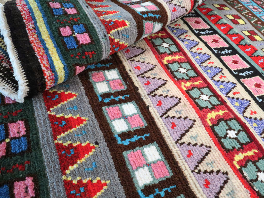 Vintage Persian Mahal Runner, No.27453 - Galerie Shabab