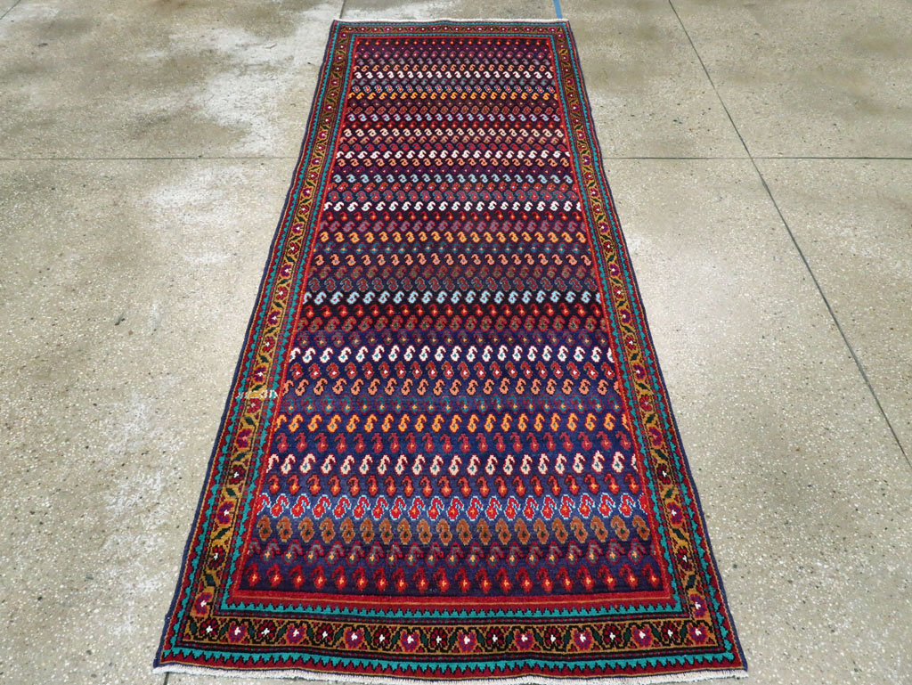 Vintage Persian Hamadan Runner, No.27455 - Galerie Shabab