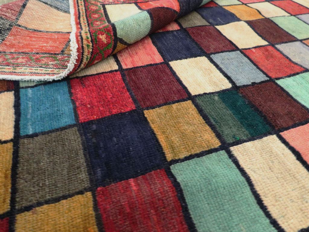 Contemporary Vintage Persian Gabbeh Accent Rug, No.27460 - Galerie Shabab