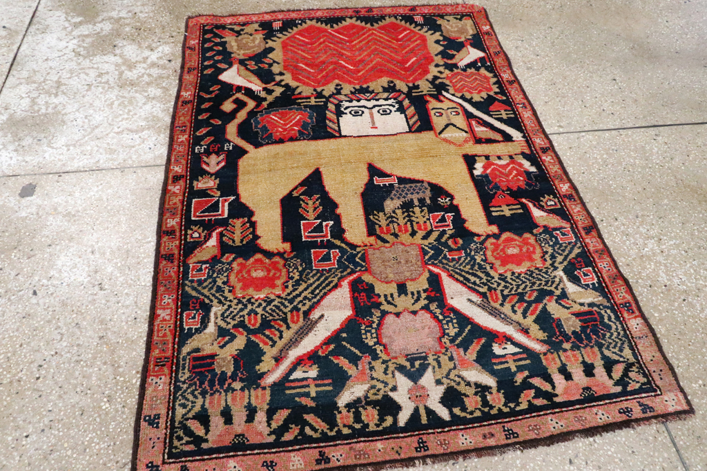 Antique Persian Kurdish Pictorial Rug, No.27469 - Galerie Shabab