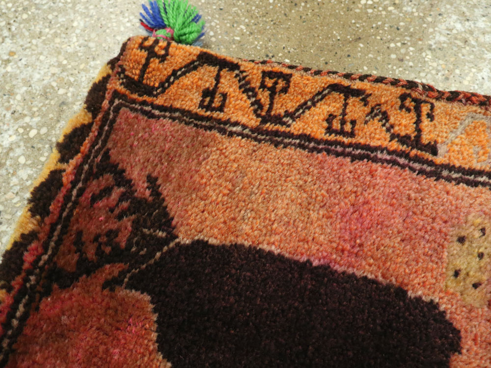 Vintage Turkish Anatolian Pictorial Rug, No.27479 - Galerie Shabab